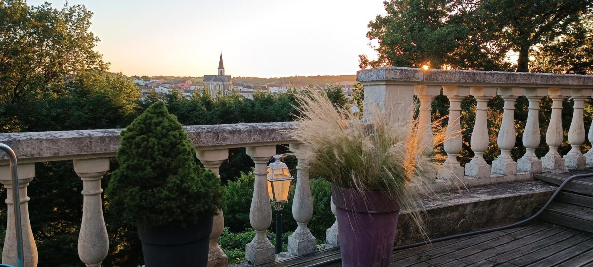 Gite De Charme Atypique Vue Panoramique Montrevault Kültér fotó