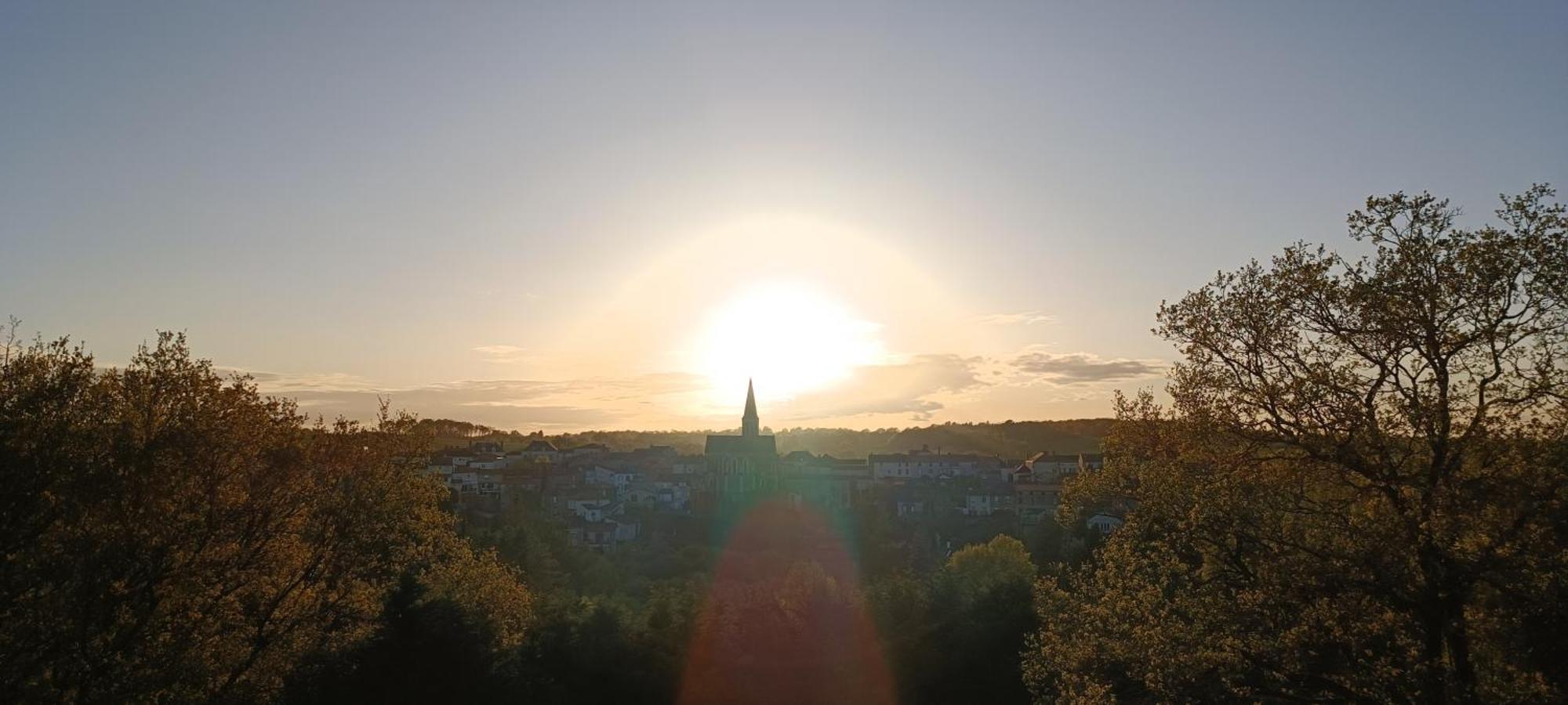 Gite De Charme Atypique Vue Panoramique Montrevault Kültér fotó
